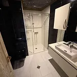 Lada Apartment *
