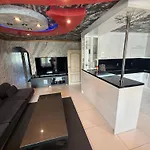 Lada Apartament